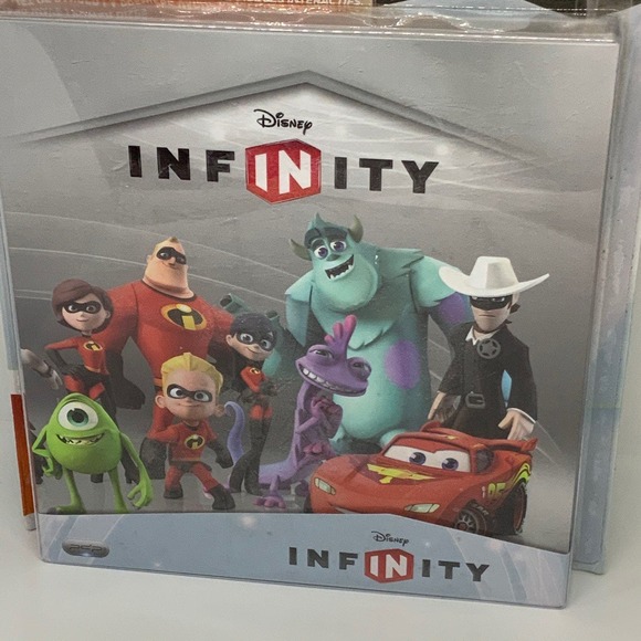 Disney infinity power disc album New SEALED - Picture 4 of 8